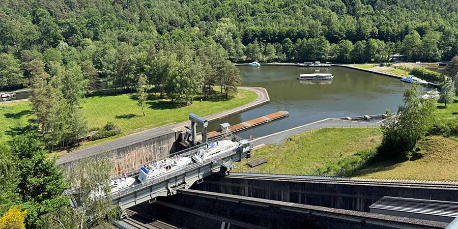  Saint-Louis-Arzviller Inclined Plane surrounded by trees and grass. 